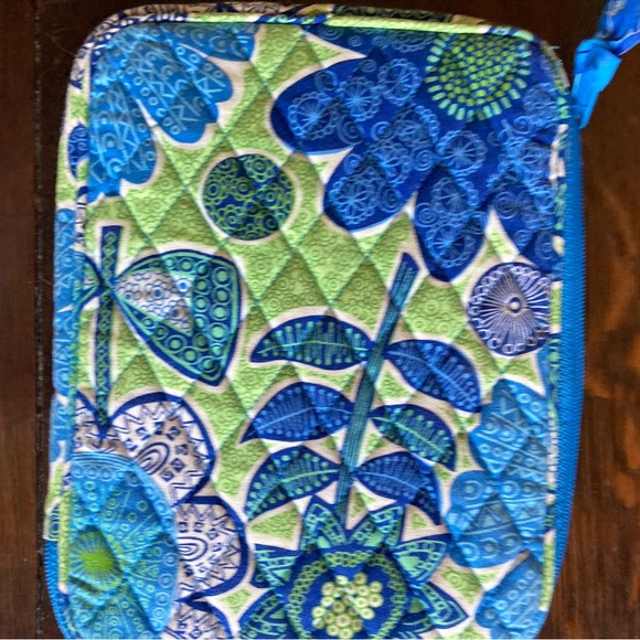 Vera Bradley iPad mini tablet case - Picture 4 of 7